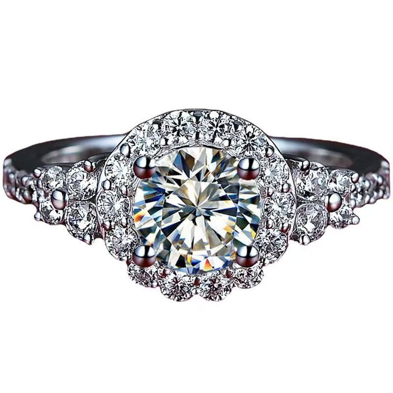 Popular D-color Moissanite Diamond Ring
