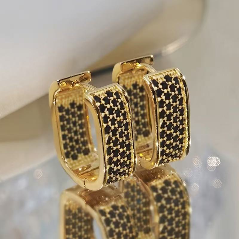 simple and versatile light luxury niche earrings