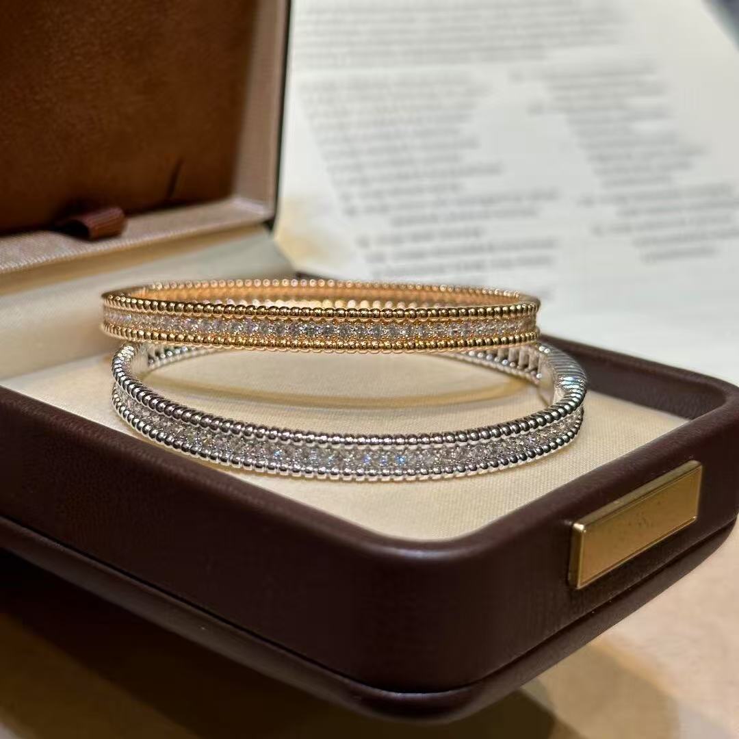 Full Circle Diamond Bracelet for Women