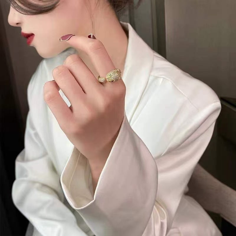 European and American Exaggerated Personality Trendy People Open Mouth Eating Ring