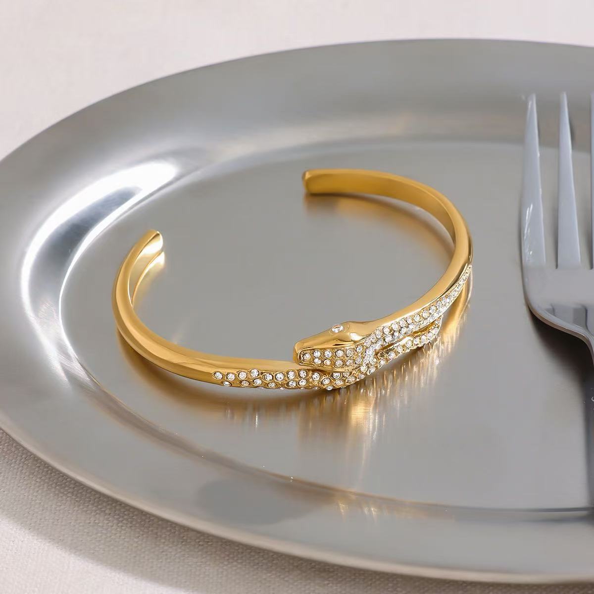 American stainless steel snake bracelet