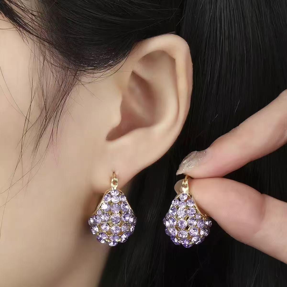 Elegant and sophisticated purple earrings