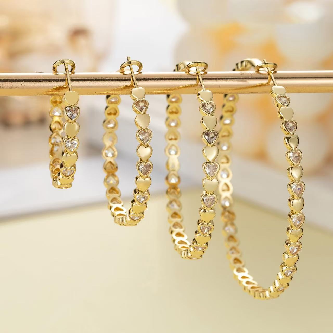 border heart-shaped earrings