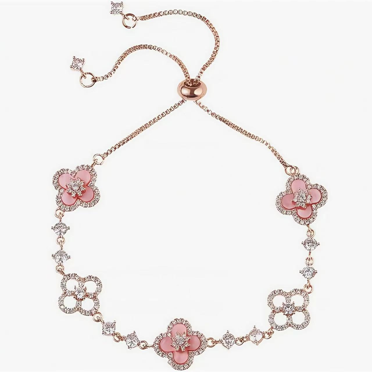 high-quality zircon inlaid lucky clover bracelet