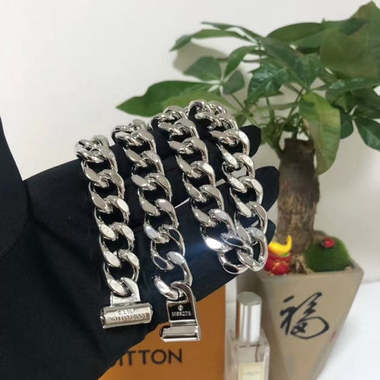 LV CHAIN LINKS men's necklace