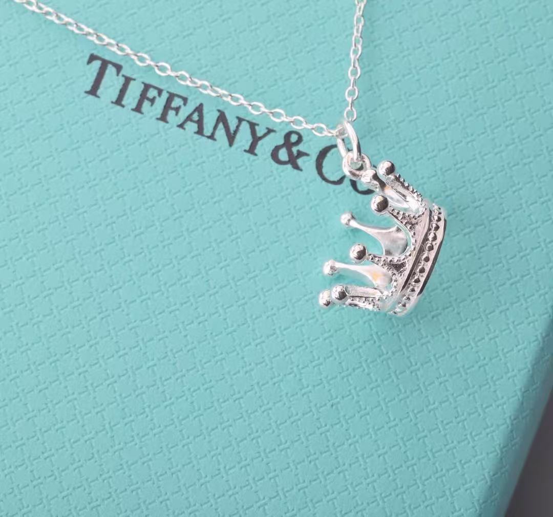 Tiffany tiara👑 necklace