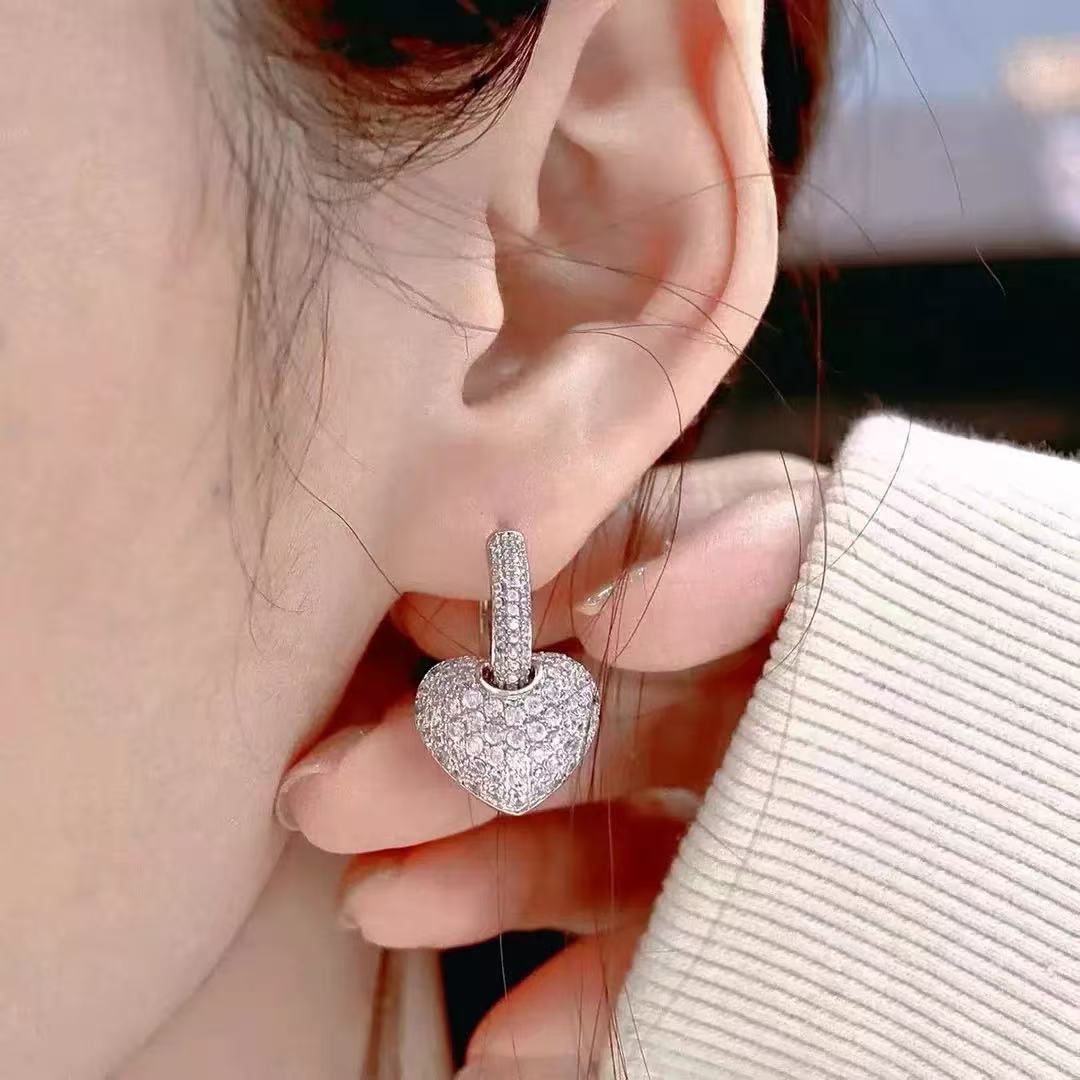 full diamond temperament earrings