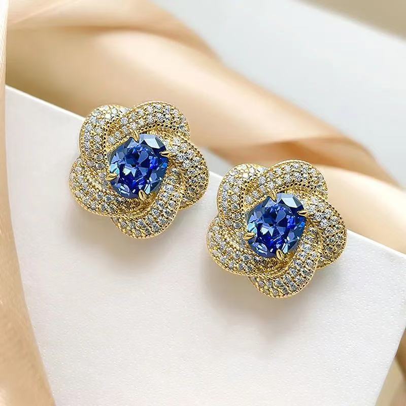 socialite round face flower earrings