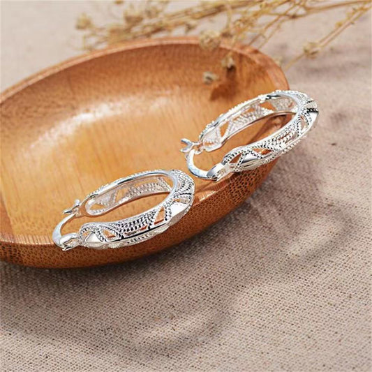 Creative Flower Eardrops, Earstuds, Earbuckles