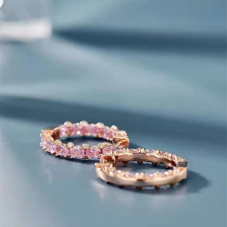 Royal French light luxury design with diamond studded earrings and earrings