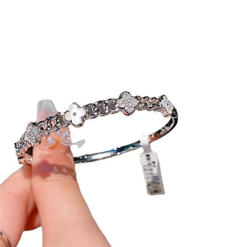 French Sweet Zircon Mother Flower Bracelet