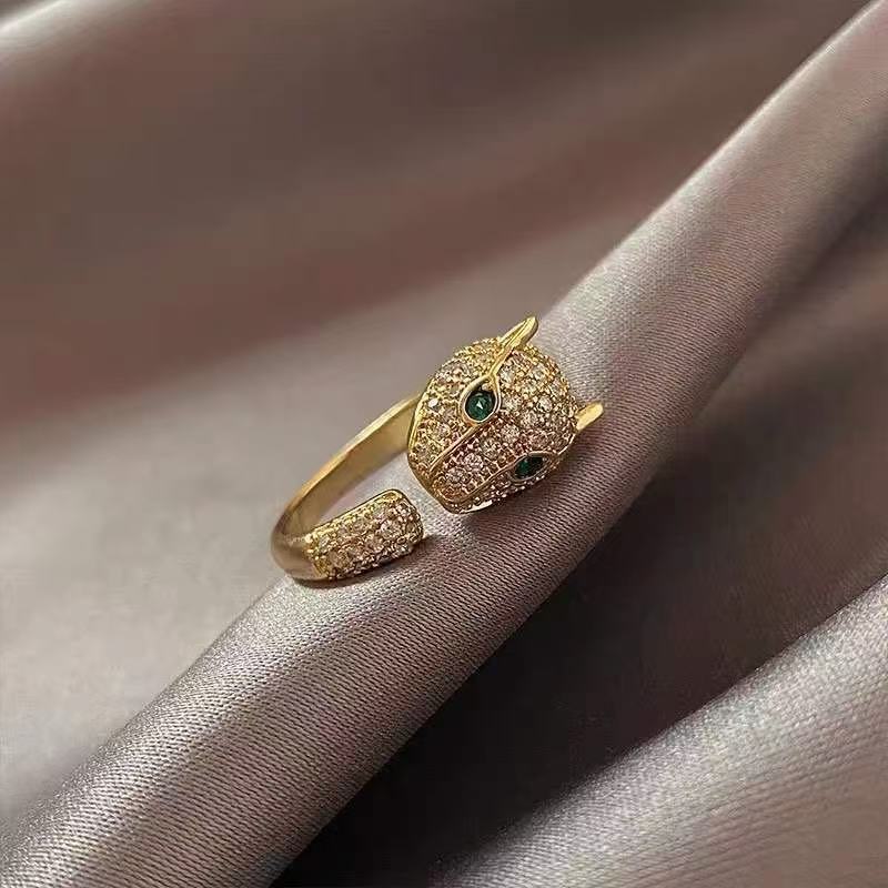 European and American Exaggerated Personality Trendy People Open Mouth Eating Ring
