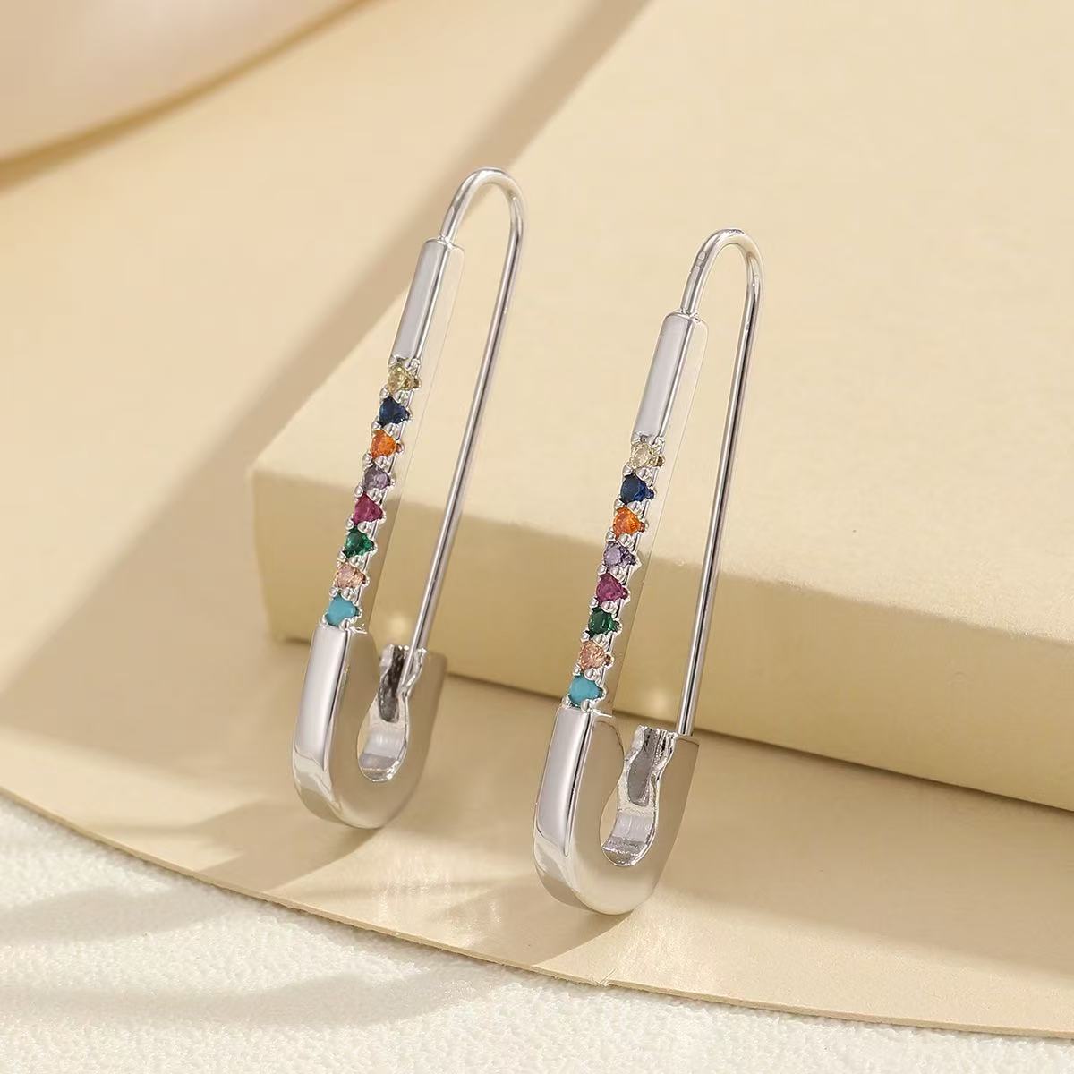 pin clip clip shaped earrings
