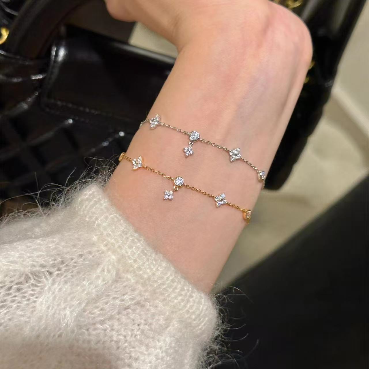 New high-end four leaf clover zircon bracelet