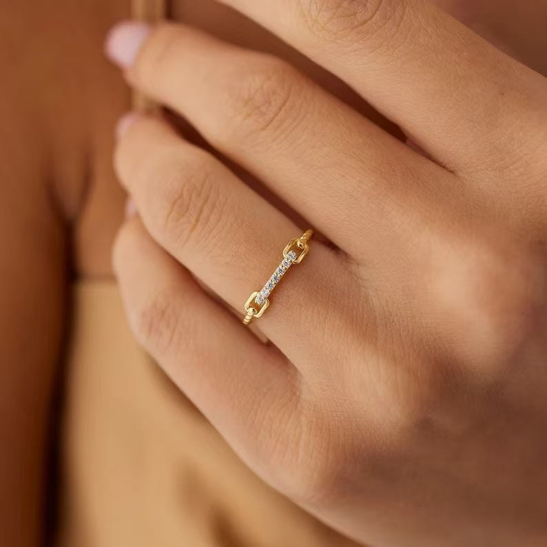 Geometric Line Micro inlaid Zircon Ring