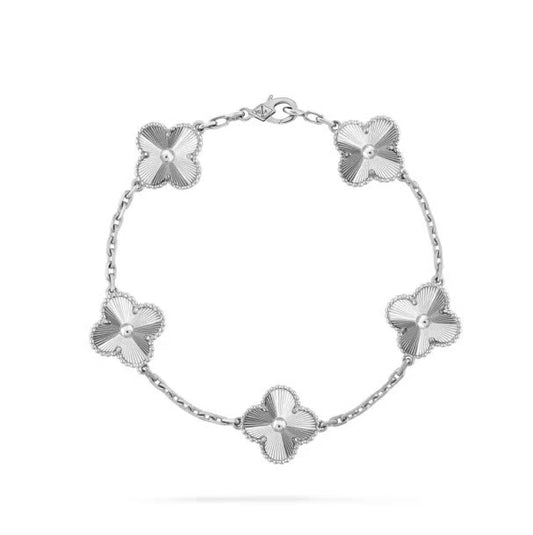VCA bracelet