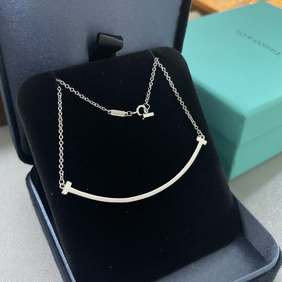 Tiffany smile Necklace