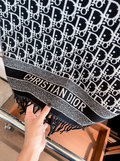 Dior High-End Winter Scarf